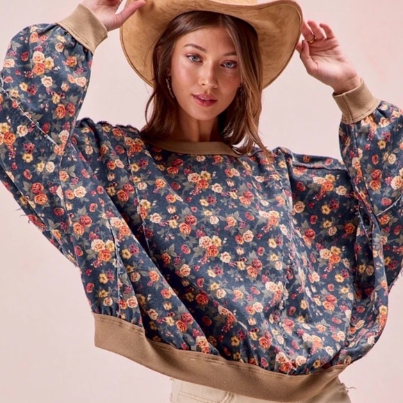 BiBi Tops - Bibi brand oversized crew